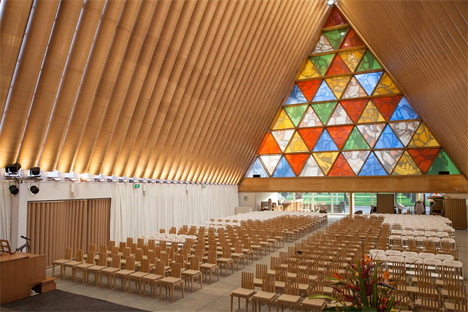 temporary-cardboard-cathedral-new-zealand