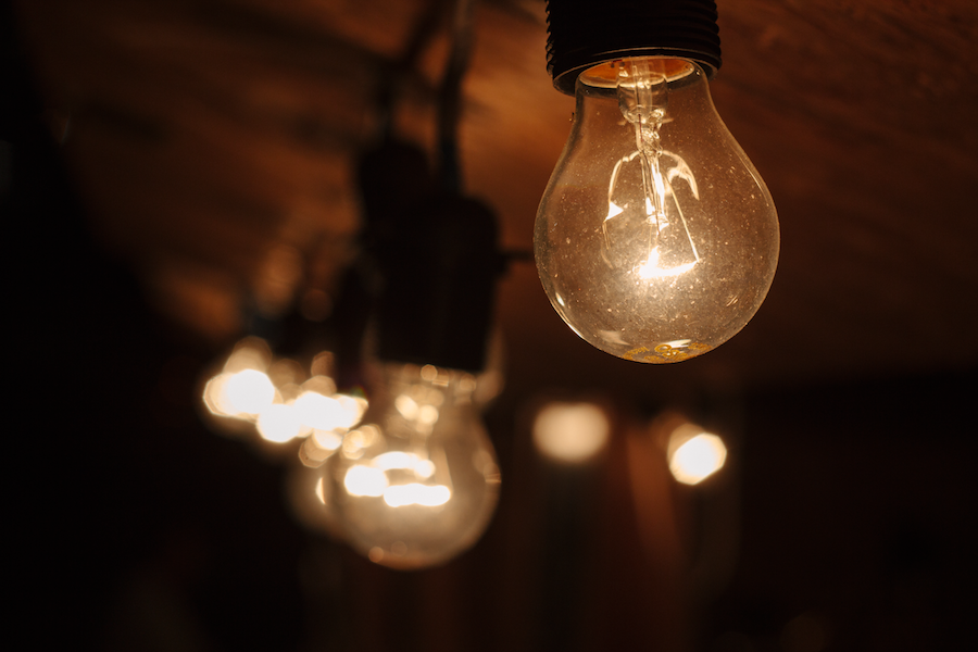 light_bulb_save_power_energy.png